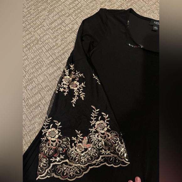 Black classy dress - Picture 4 of 4